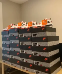 cheap sneaker liquidation pallets