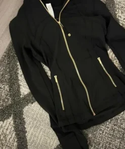 lululemon athletica clothing
