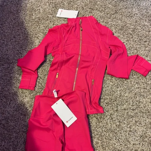 lululemon athletica clothing poland