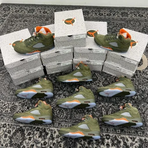 authentic sneaker pallets