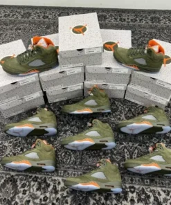 premium sneaker liquidation pallets
