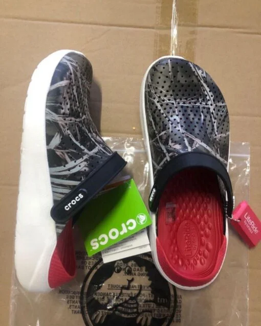crocs liquidation pallets europe